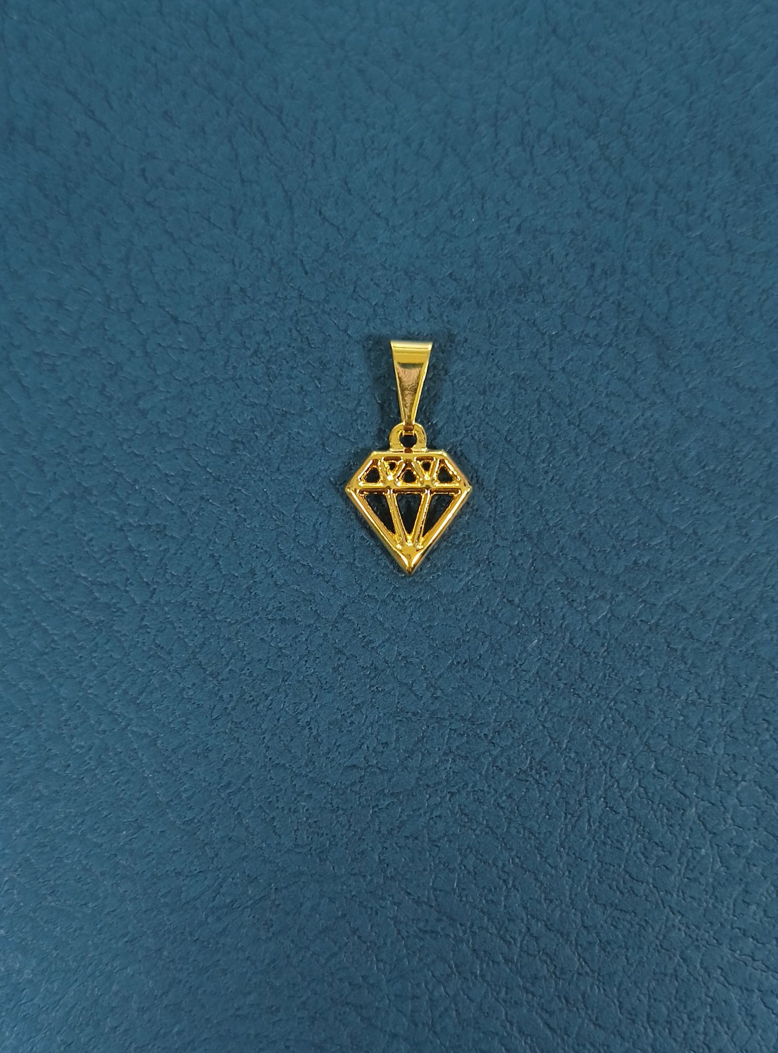 23268 - D Diamante