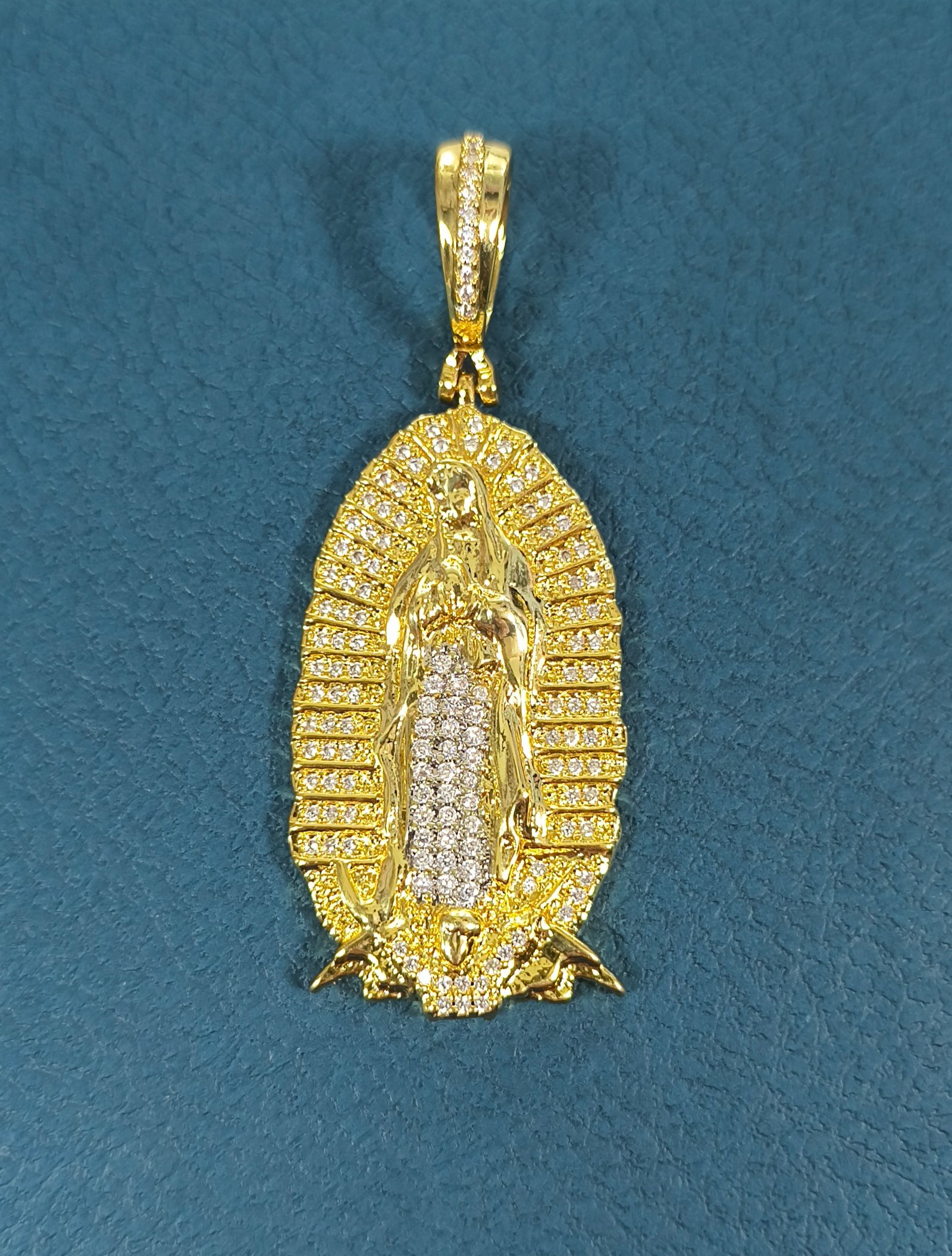 23310 - D Nuestra Señora de Guadalupe Circonias